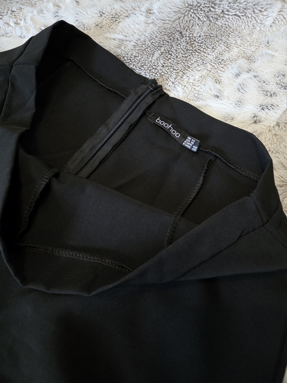 NEW -Boohoo Black Wide-Leg High-Waist Trousers -10 - Picture 5 of 7